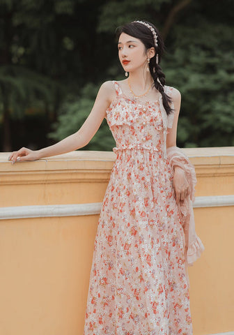 Vestido camisola floral con estampado de taza de té