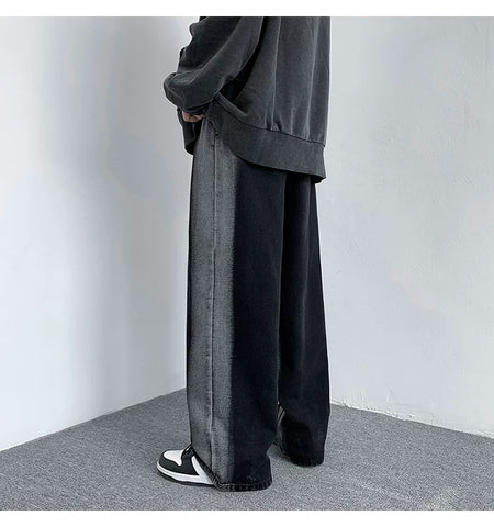 Baggy-Boyfriendjeans im Batik-Look