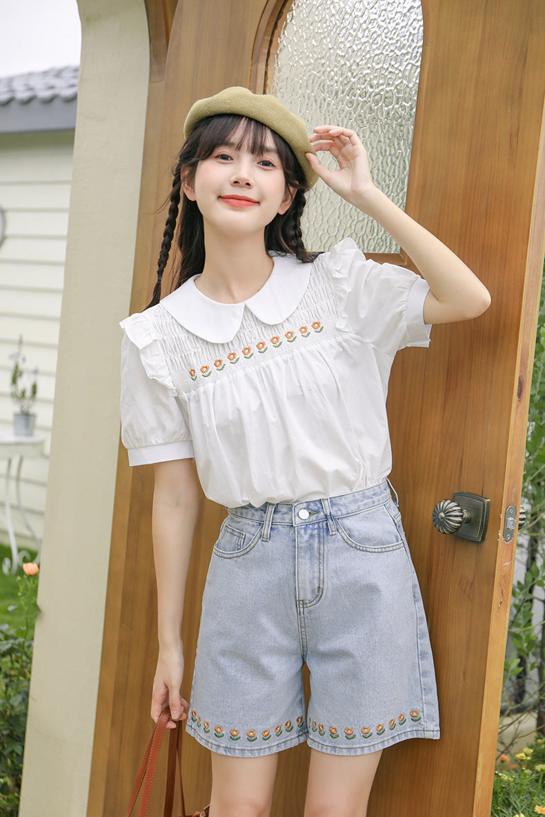 Daisy Chain Embroidered Shorts