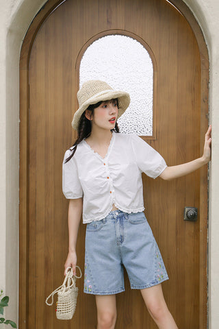 Tulip Tips Embroidered Shorts