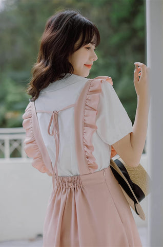 Trägerkleid mit Rüschen und Mini-Schürze