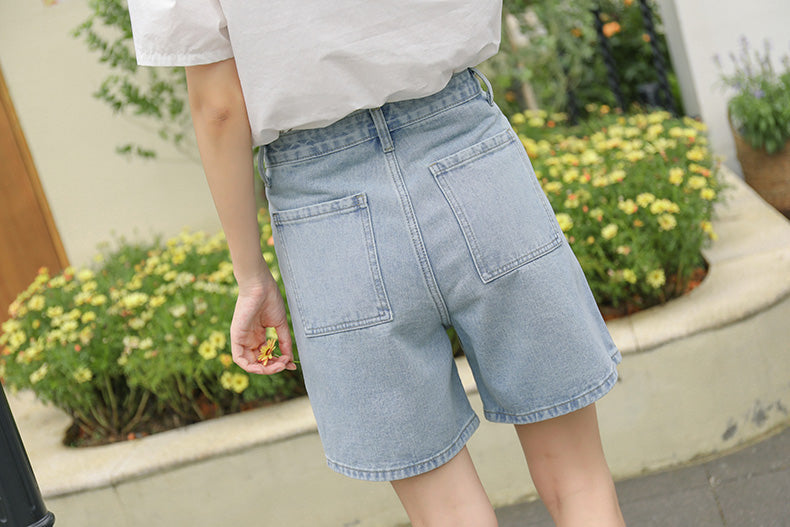 Shorts mit Blumenstickerei