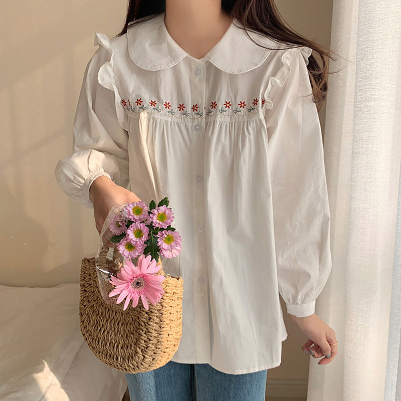 Camisa con botones y bordado de cadena de margaritas