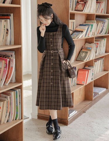 Vestido estilo pichi a cuadros con botones