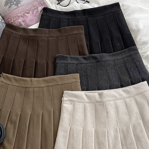 Neutraler Tennisrock