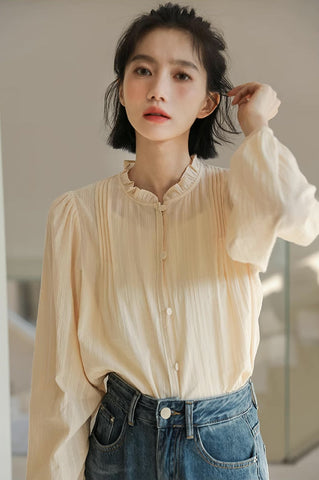 Frilly Collar Blouse