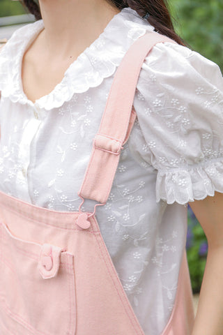 Kurzer Overall mit Herzmotiv