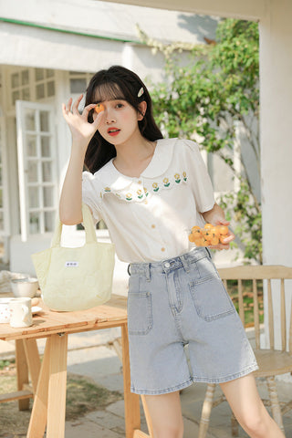 Daisy Chain Scalloped Blouse