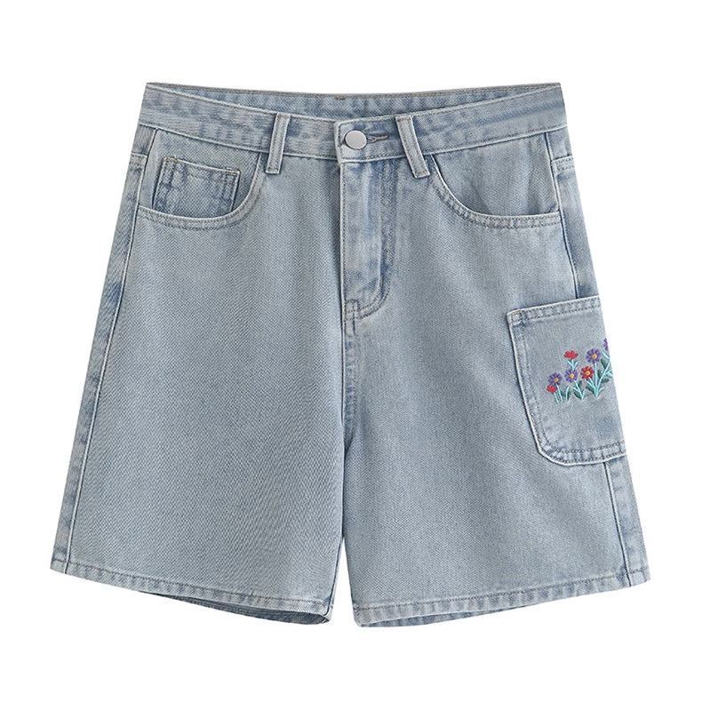 Flower Pocket Embroidered Shorts