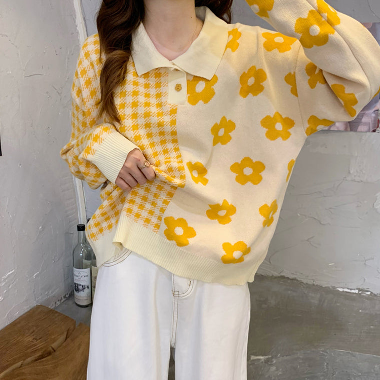 Suéter polo con estampado de margaritas y cuadros vichy