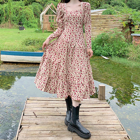 Vestido midi de pana con estampado floral