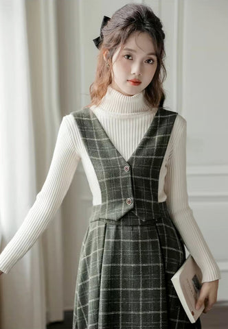 Vestido tipo pichi con chaleco a cuadros