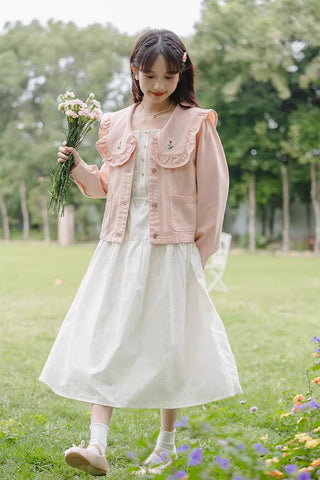 Chaqueta bordada con flores de corazón