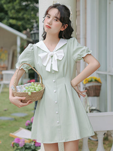 Süßes Matrosen-Minikleid mit Knöpfen