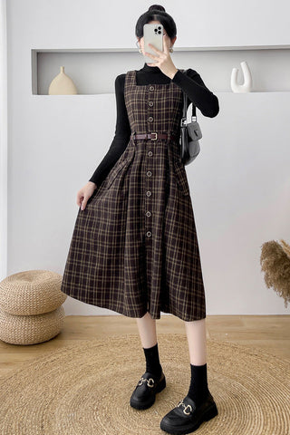 Vestido estilo pichi a cuadros con botones