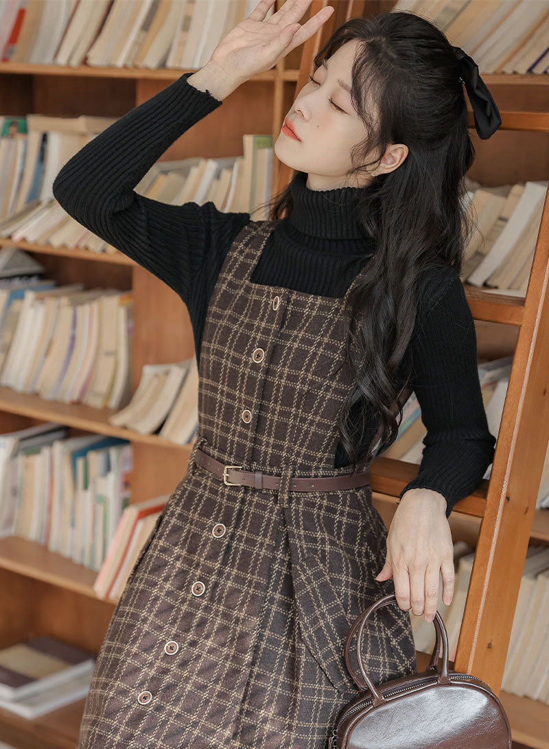 Vestido estilo pichi a cuadros con botones