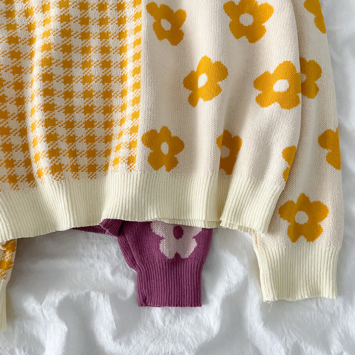 Suéter polo con estampado de margaritas y cuadros vichy