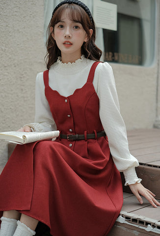Camisole-Kleid mit Muschelsaum und Knopfleiste