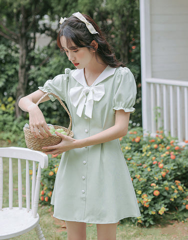 Süßes Matrosen-Minikleid mit Knöpfen