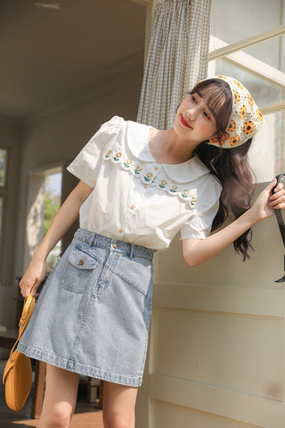 Daisy Chain Scalloped Blouse