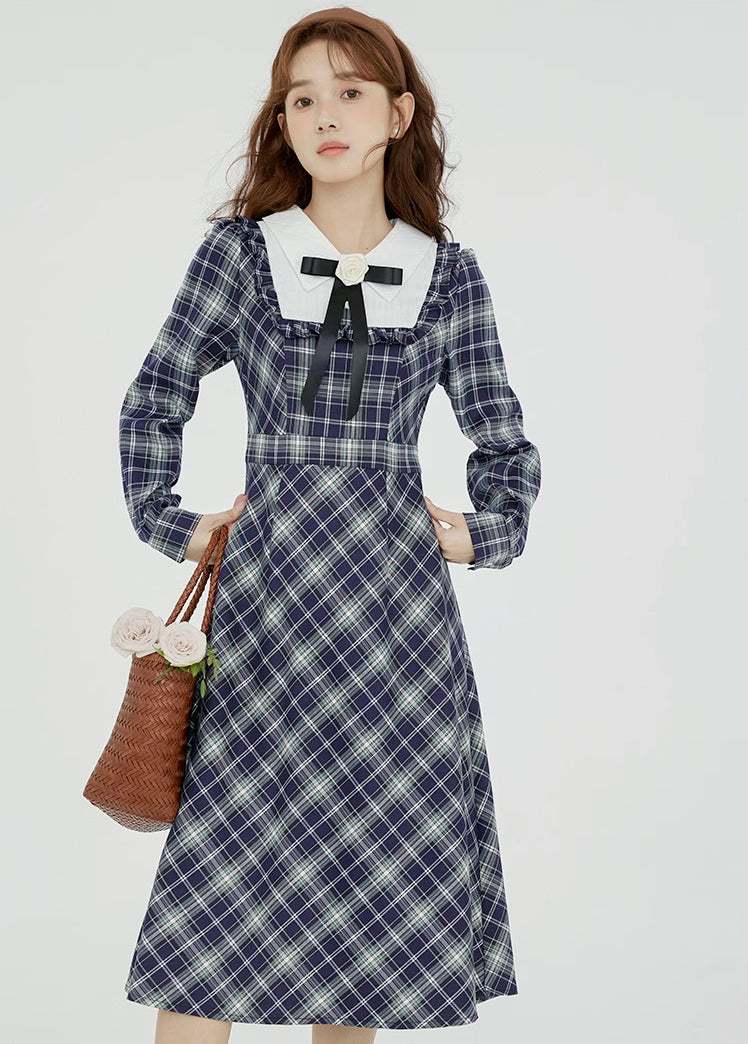 Uni Plaid Midi Dress