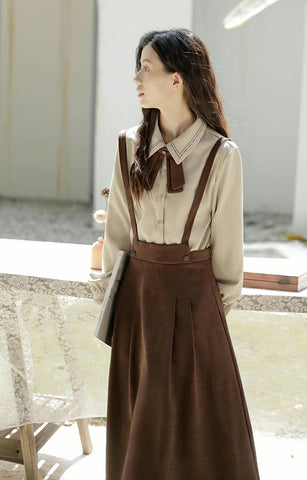 Hosenträgerrock / Bluse aus Cord-Wildleder