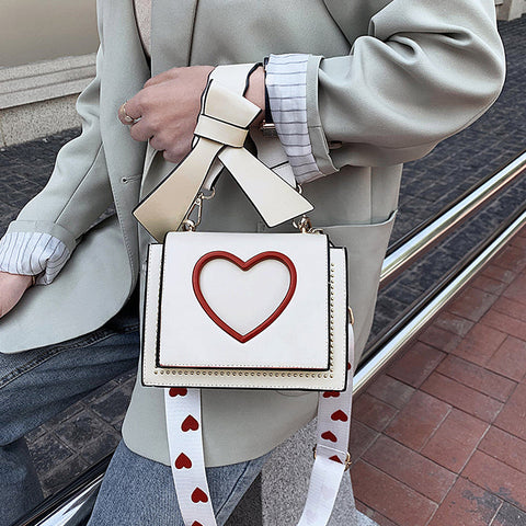 Bolso Satchel Reina de Corazones