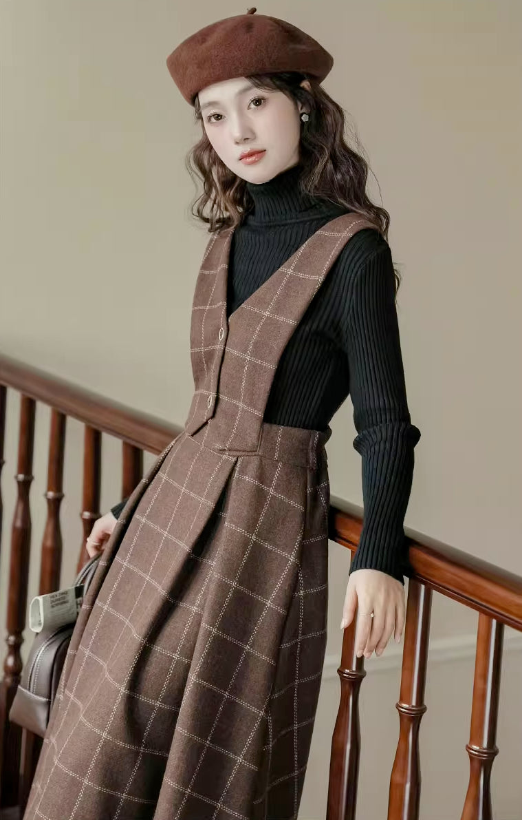 Vestido tipo pichi con chaleco a cuadros