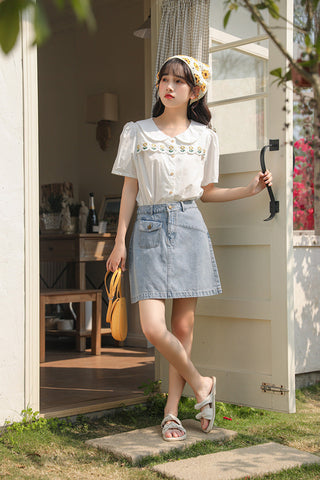 Daisy Chain Scalloped Blouse