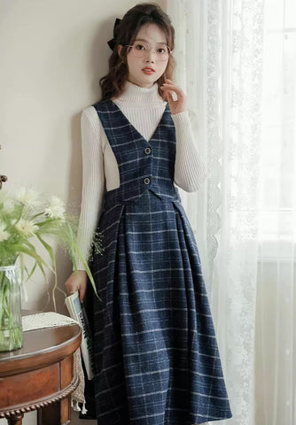 Vestido tipo pichi con chaleco a cuadros