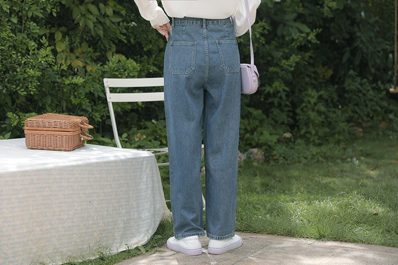 Retro-Jeans mit Blumenmuster und Taschen in Amethyst