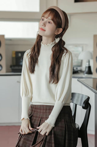 Scallop Trim Puff Sleeve Sweater