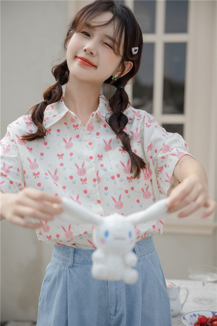 Camisa corta con botones de conejito rosa