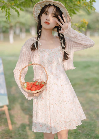 Vestido mini de tirantes con rosa descolorido