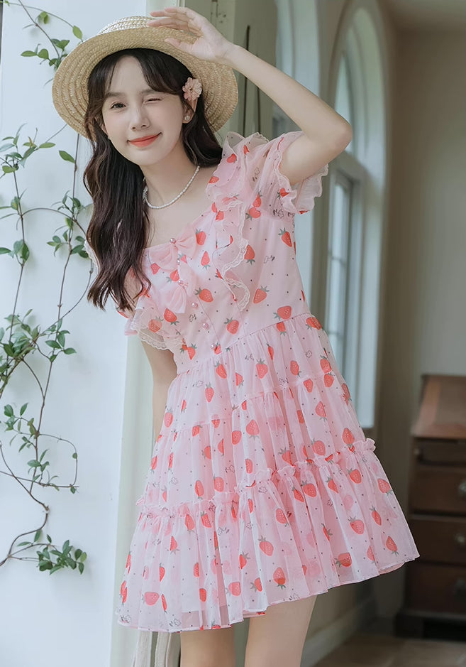 Erdbeermädchen-Minikleid