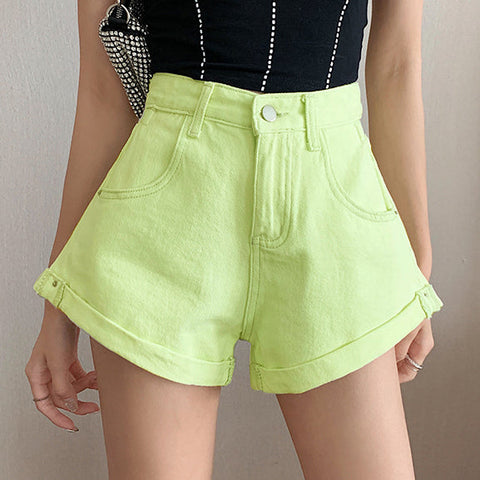 Shorts vaqueros con dobladillo jugoso