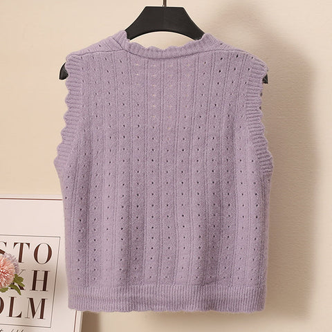 Scallop Trim Vest