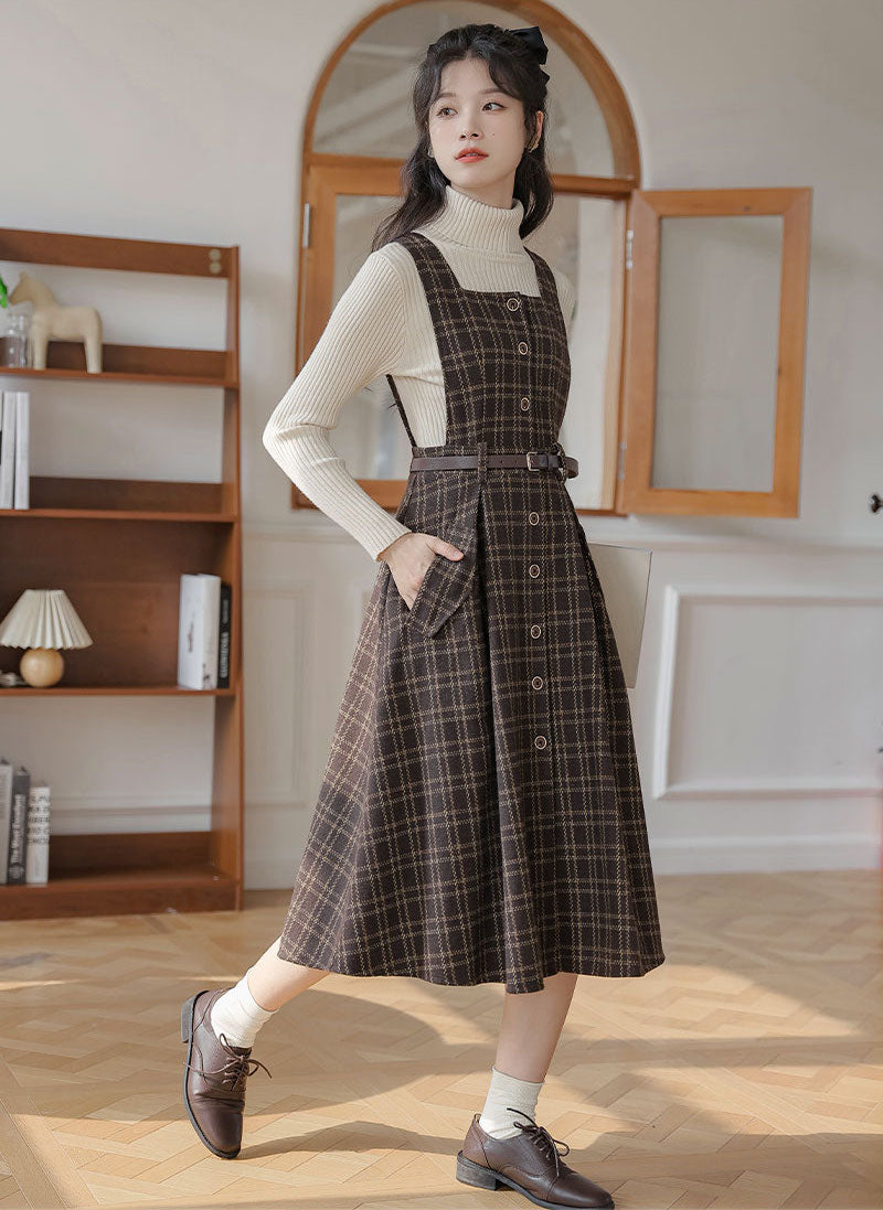 Vestido estilo pichi a cuadros con botones