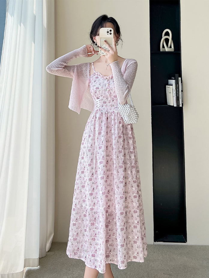 Vestido camisola con cordones y flores de mayo