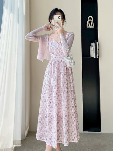 Vestido camisola con cordones y flores de mayo