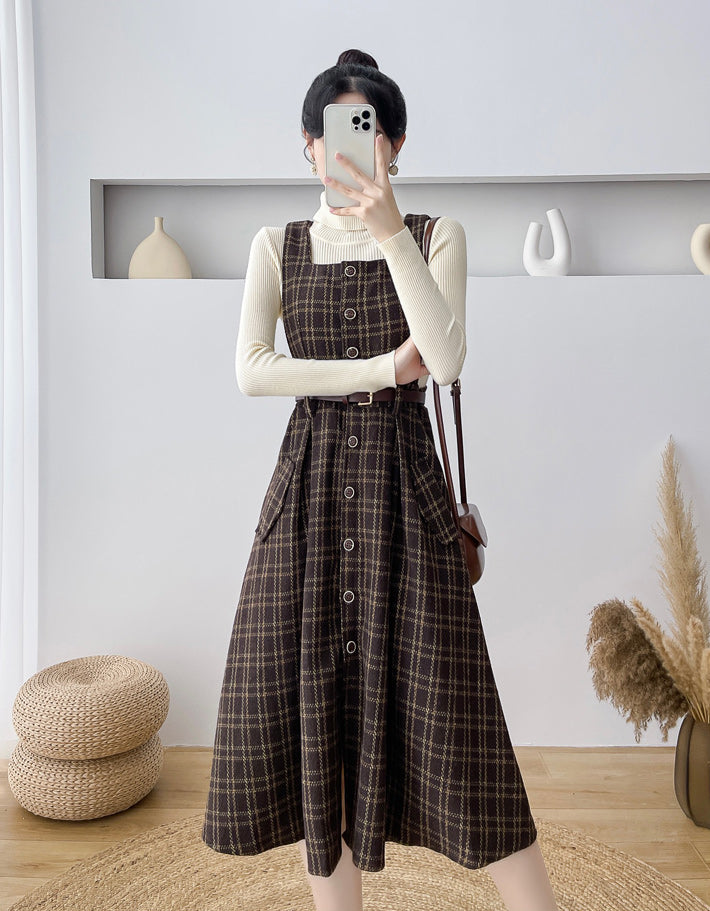 Vestido estilo pichi a cuadros con botones