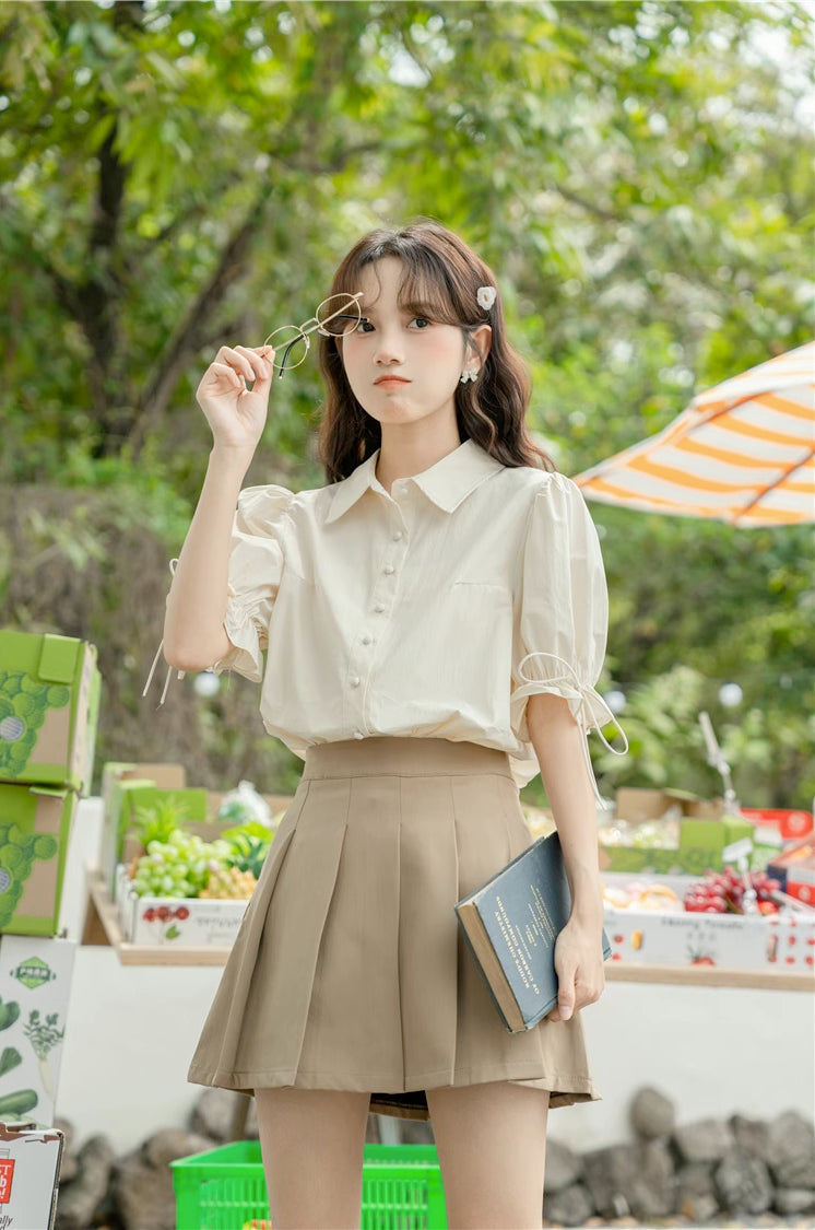 Basic Frilly Puff Sleeve Blouse