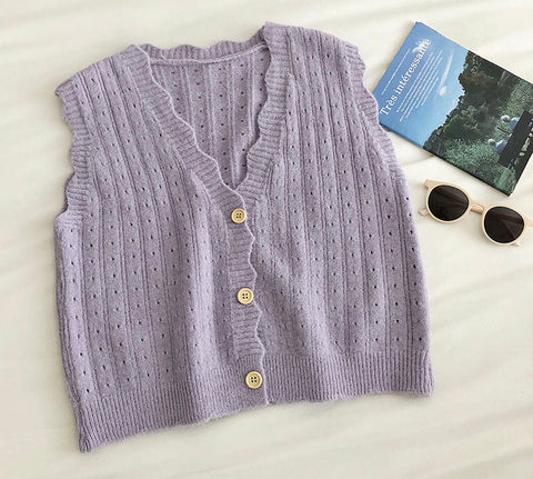 Scallop Trim Vest