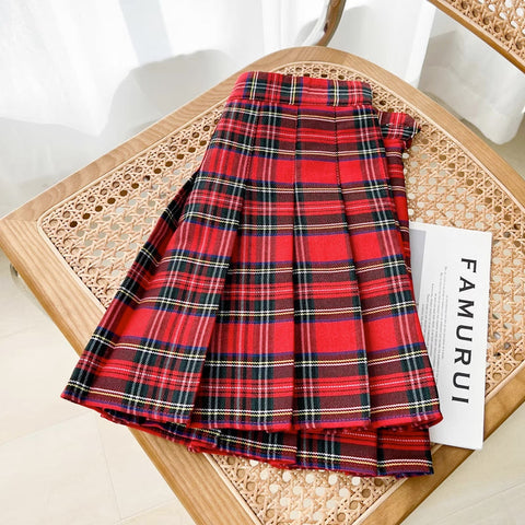 Tennisrock mit festlichem Karomuster