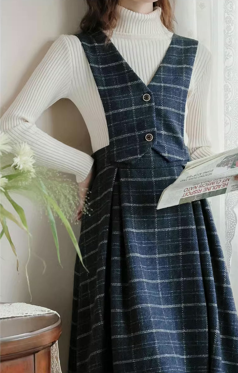 Vestido tipo pichi con chaleco a cuadros