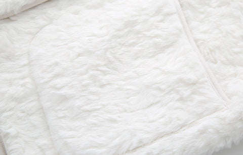 Abrigo de peluche de corderito