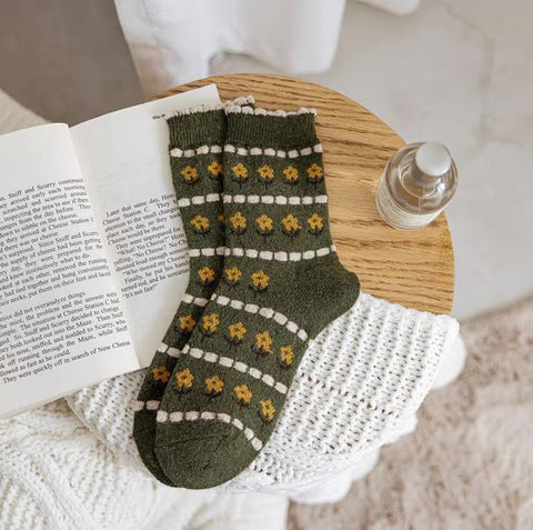 Rustic Daisy Wool Socks