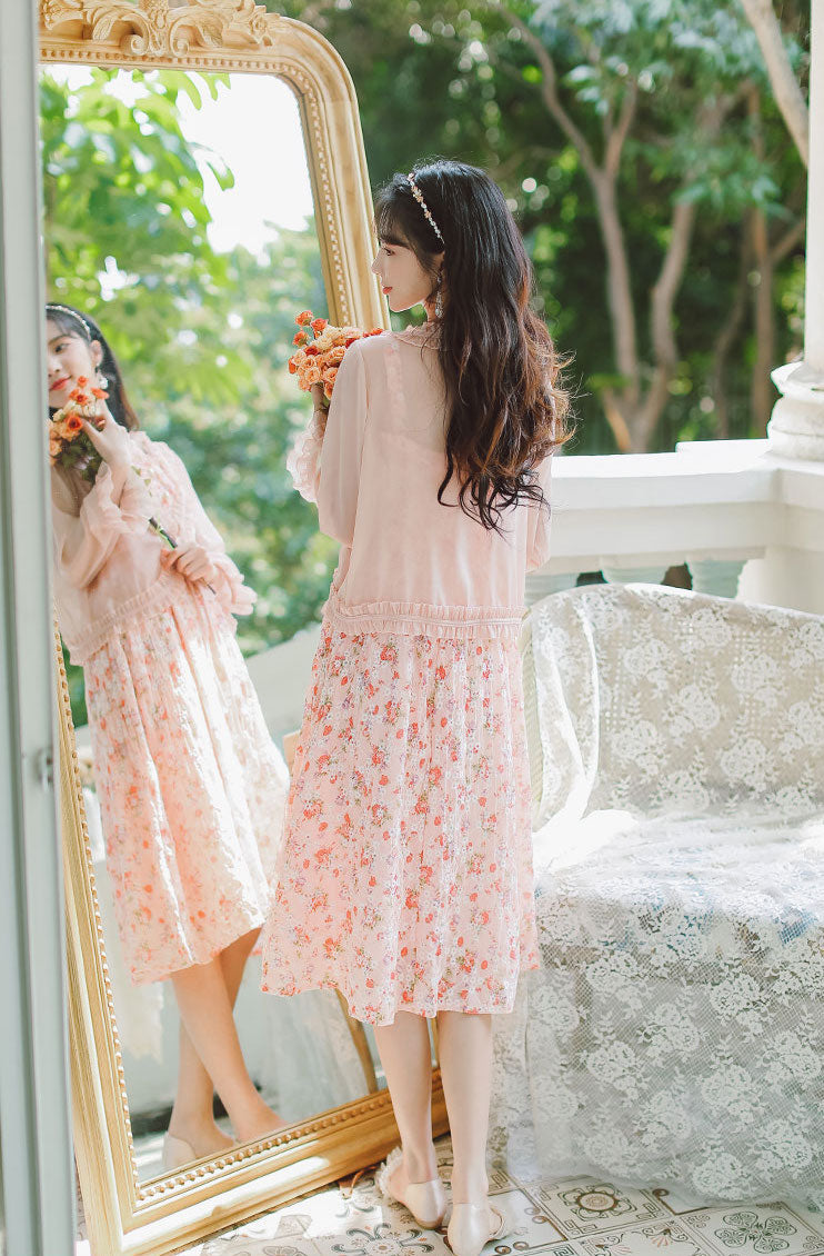 Vestido camisola floral con estampado de taza de té