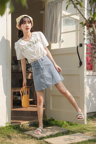 Daisy Chain Scalloped Blouse