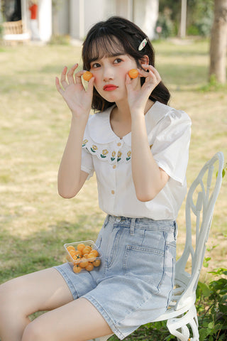 Daisy Chain Scalloped Blouse